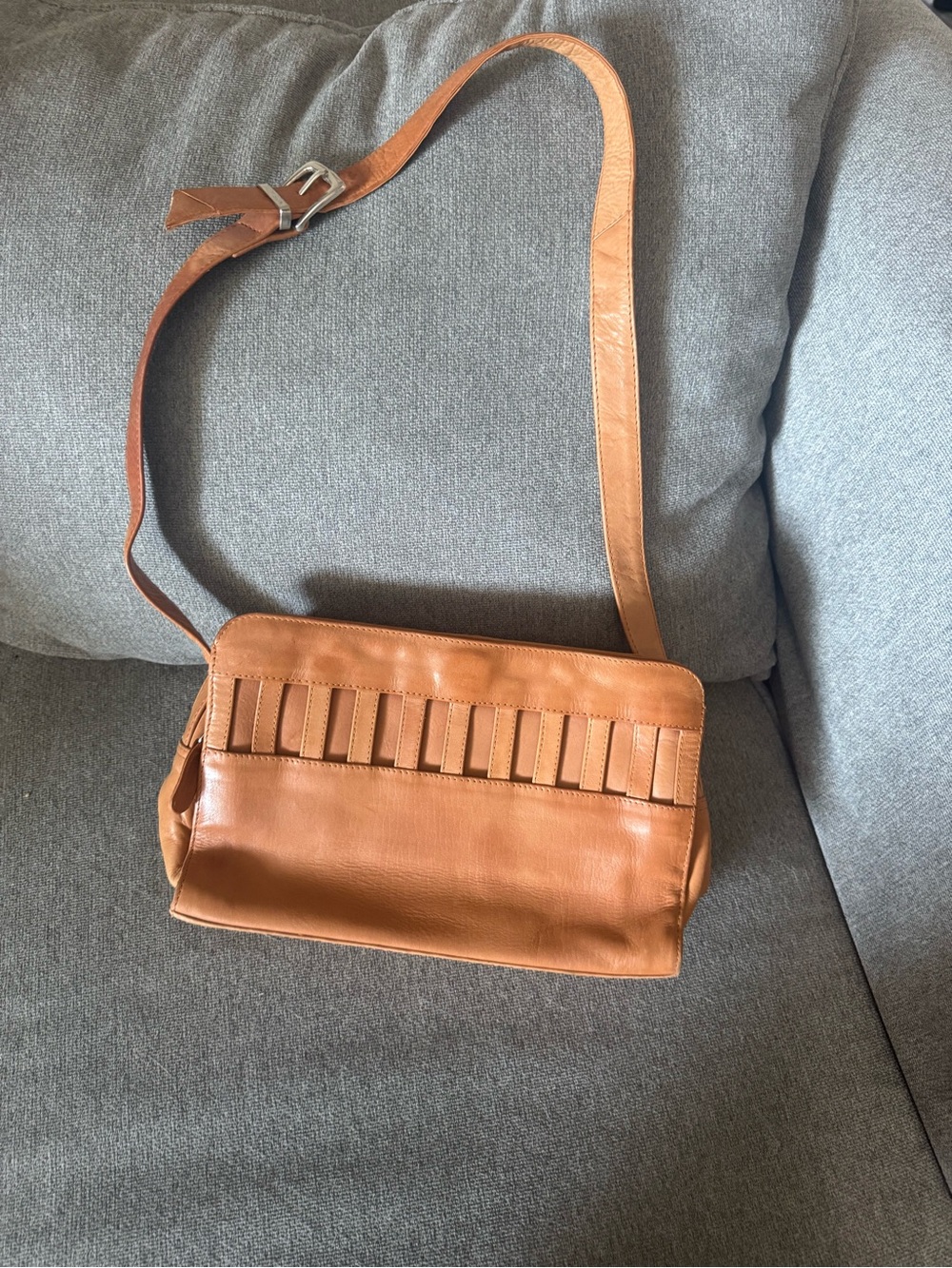 Vintage Kenneth Cole Leather Purse